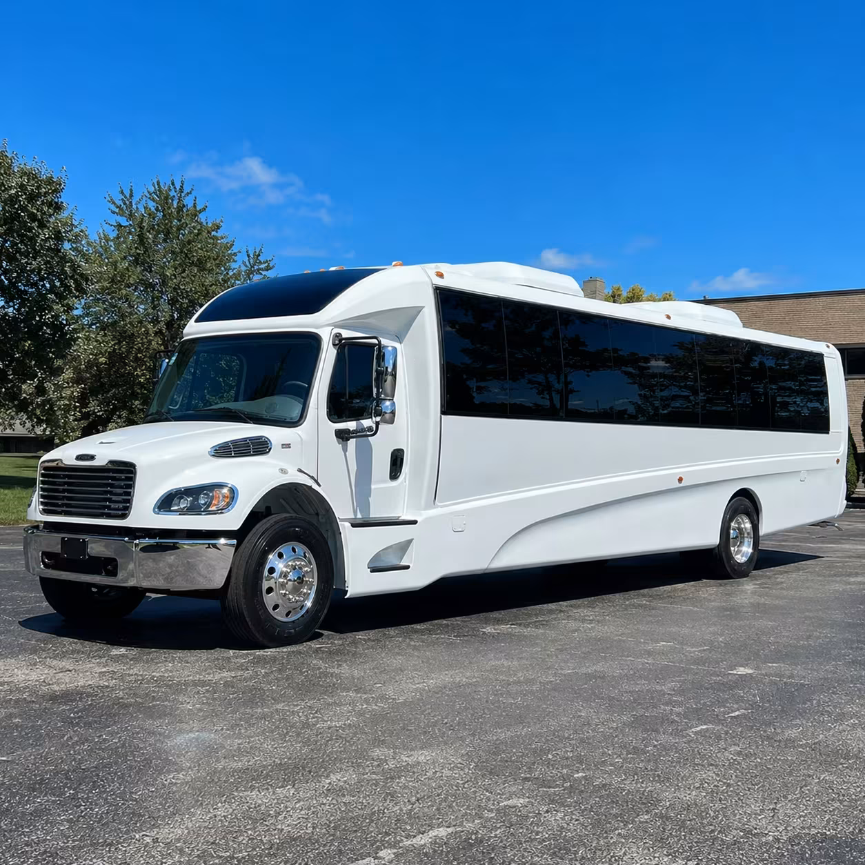 greeley 25 passenger minibus rental