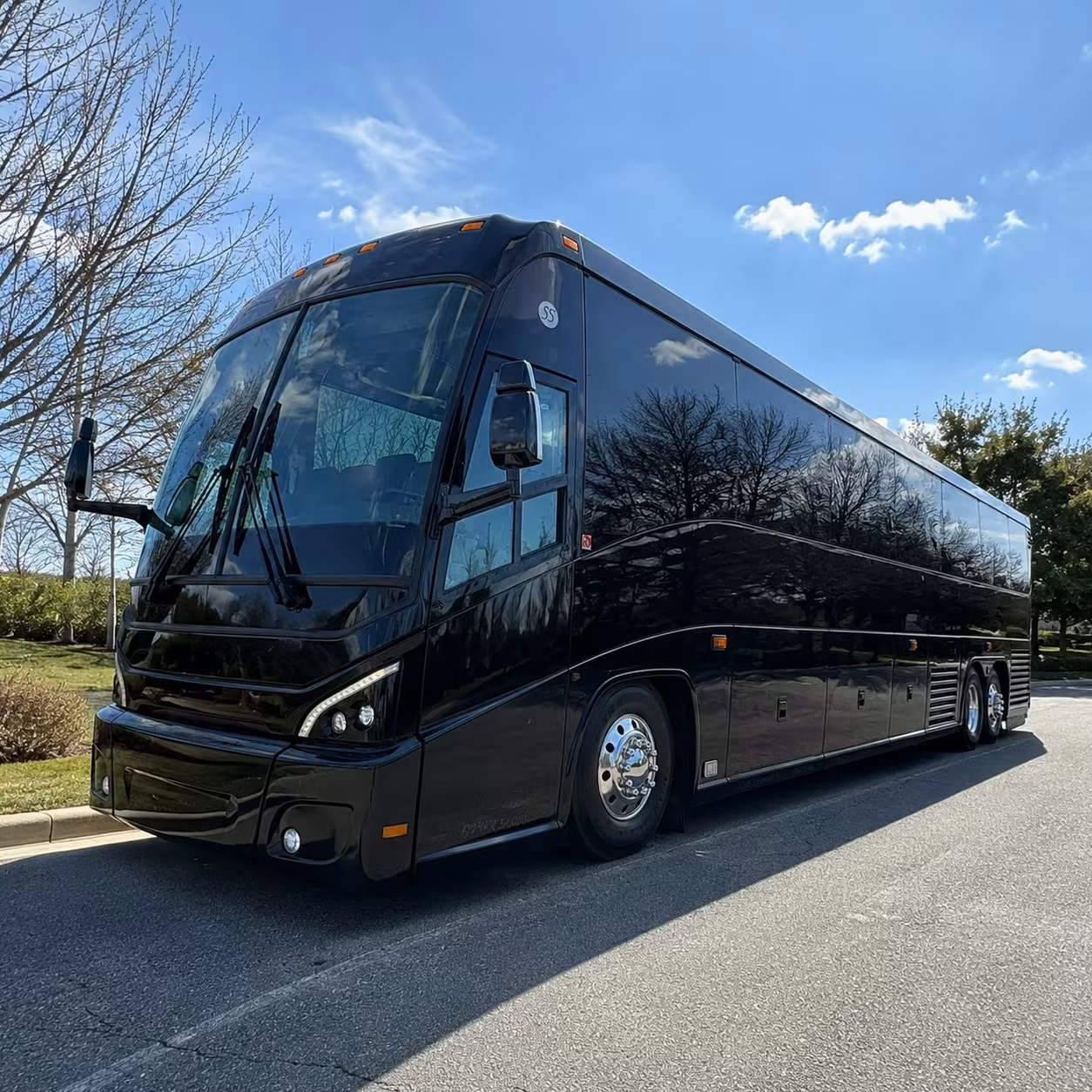 greeley charter bus rentals for denver airport employee trips