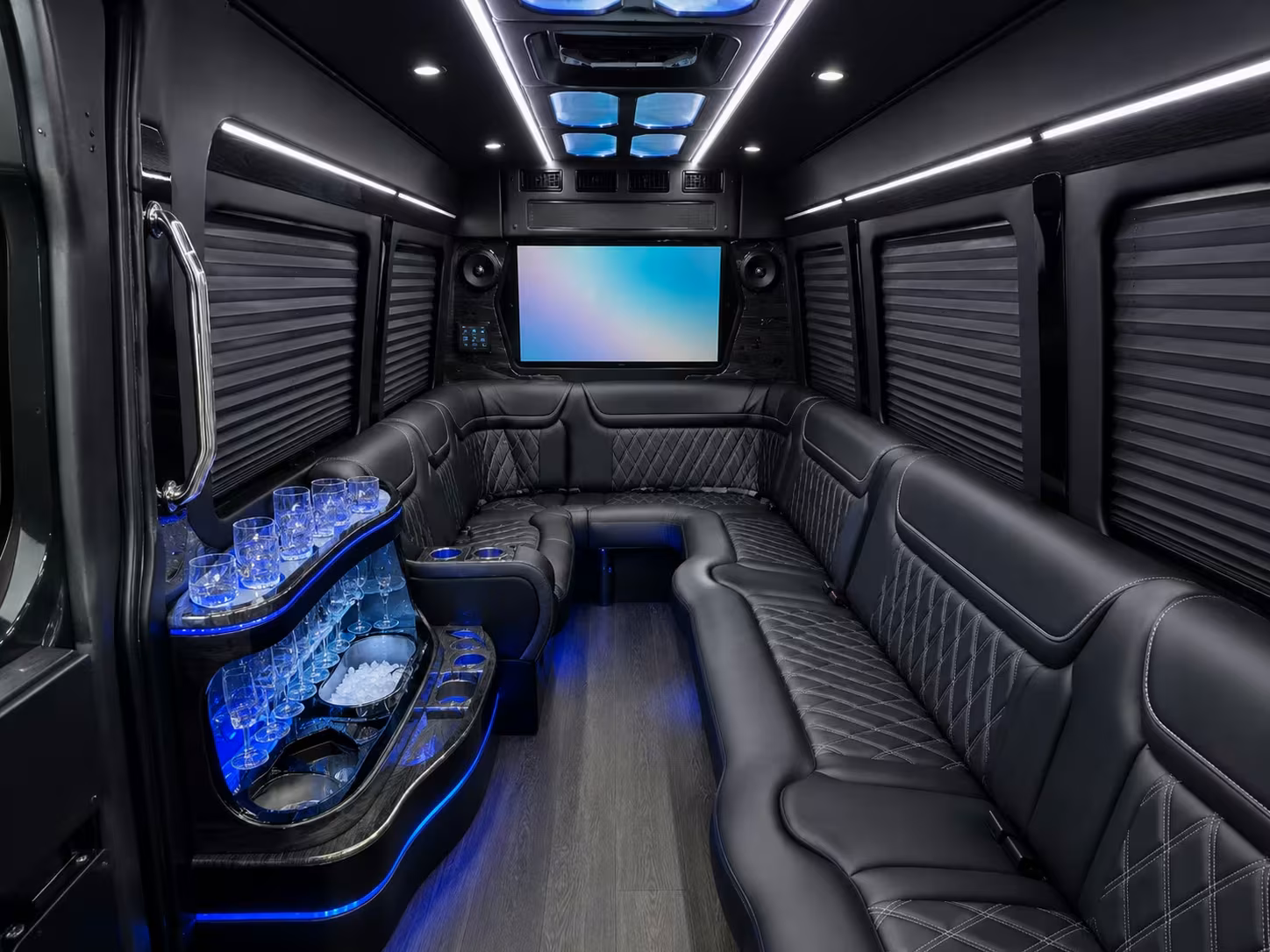 greeley corporate bus rentals to denver international airport