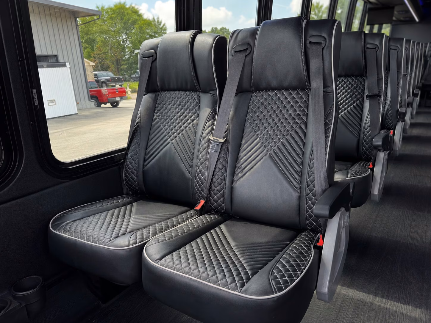 greeley shuttle buses for the stampede and weld county fair