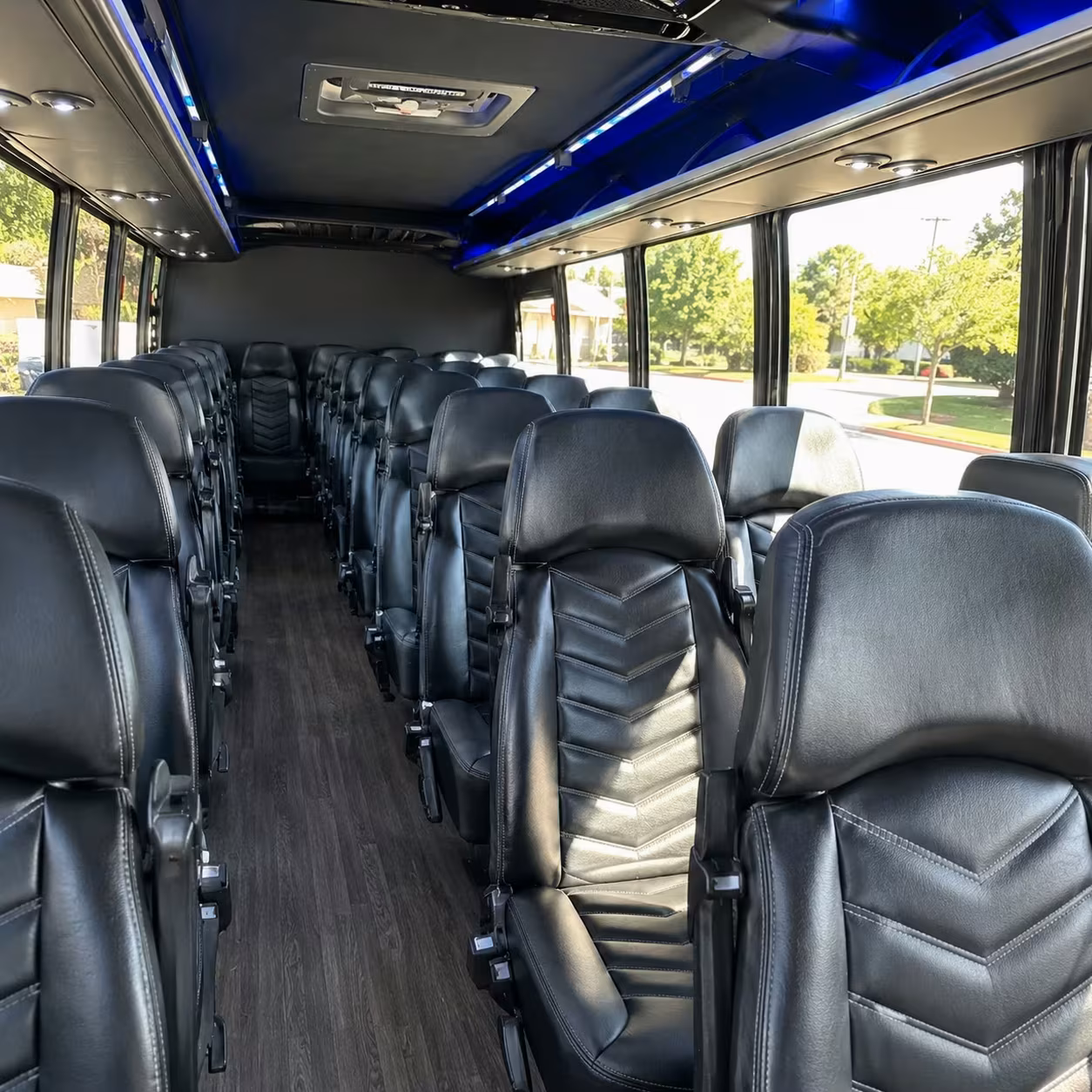 youth sports tournament minibus rentals in greeley